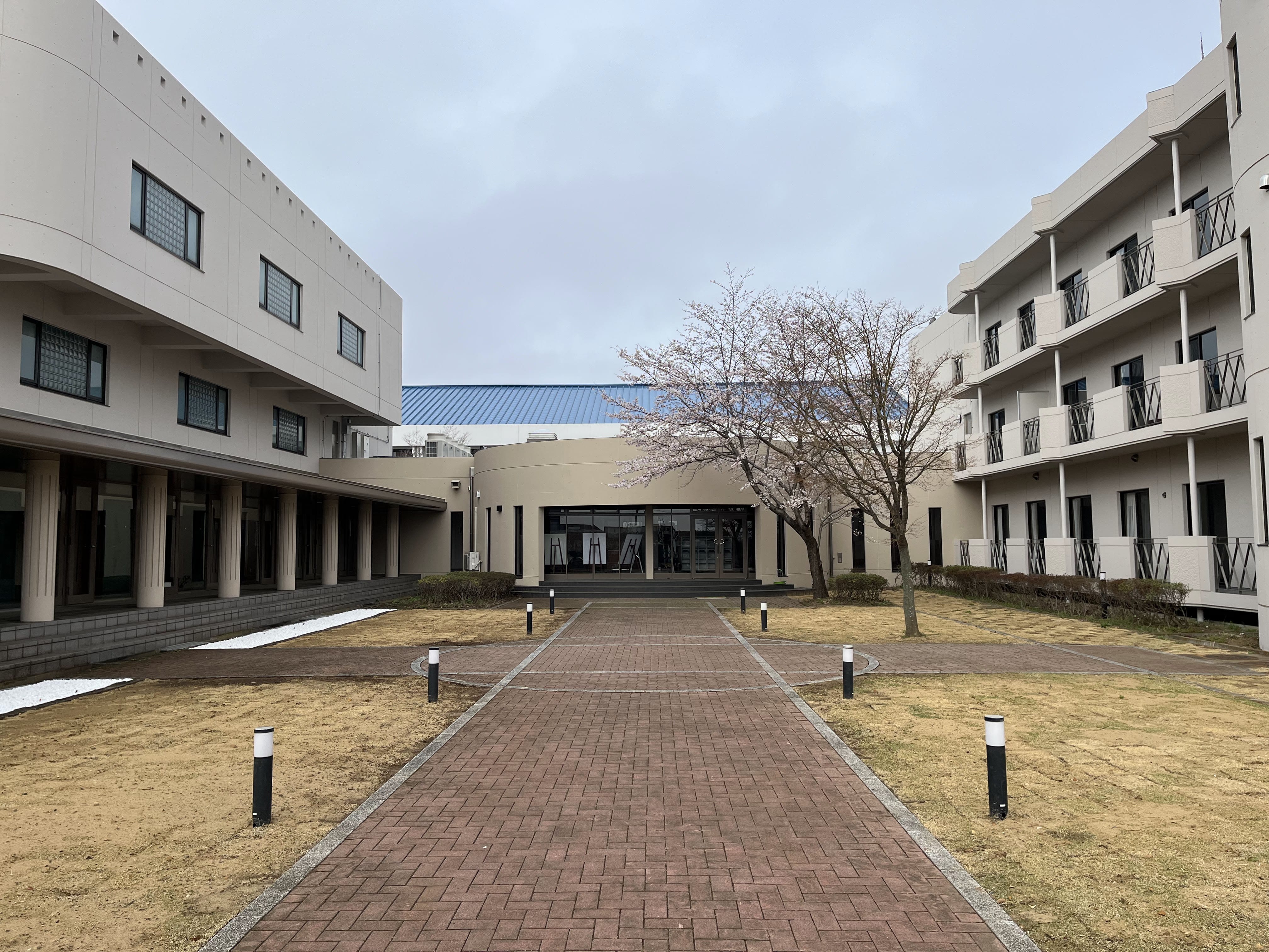 本館